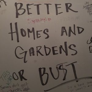 Meet your Posher, Julia